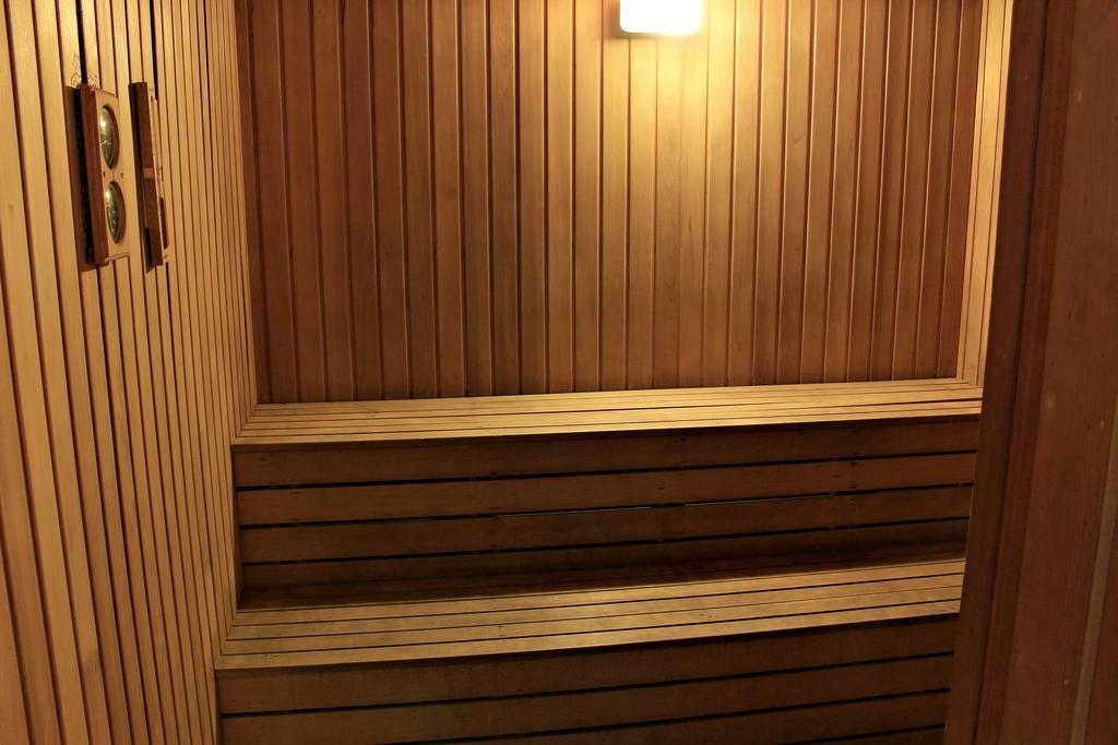 Homestay Marina Court Kota Kinabalu Exterior foto
